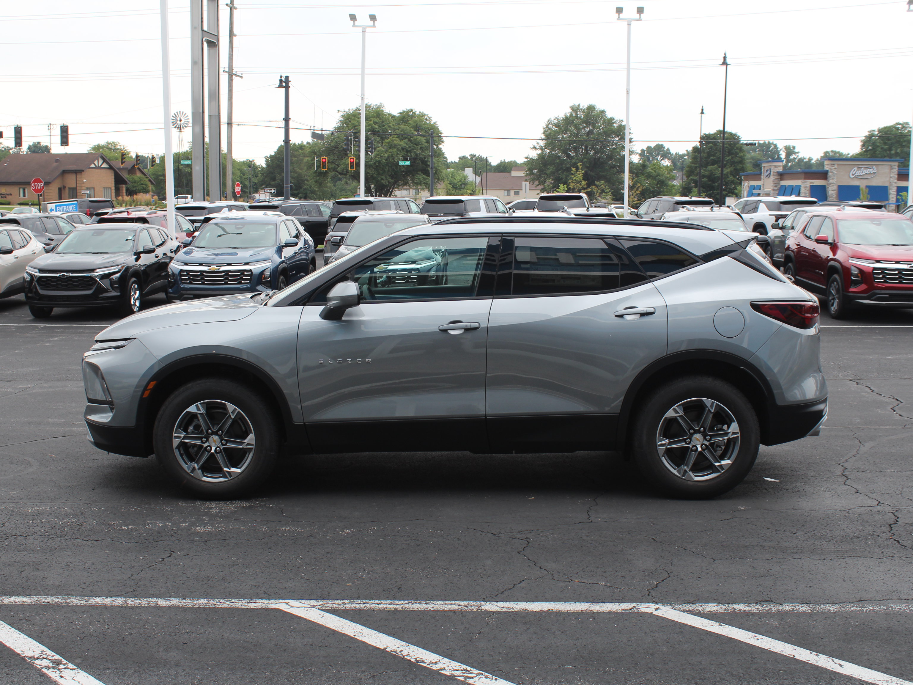 New 2026 Chevrolet Blazer LT w/ Convenience Package AWD/4WD image 6