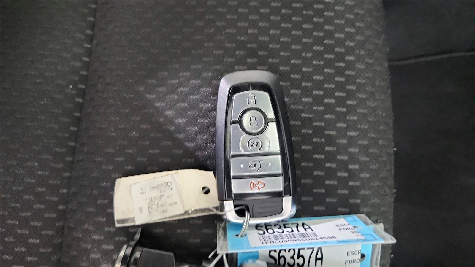 Used 2025 Ford Escape ST-Line Elite AWD/4WD image 30