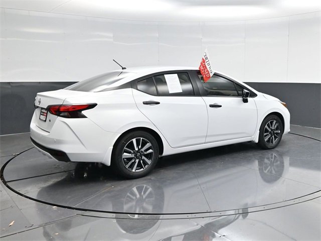 Used 2025 Nissan Versa S w/ S Plus Package image 3