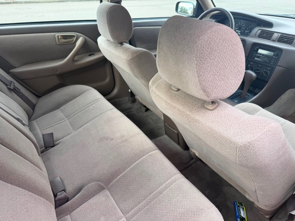 Used 2001 Toyota Camry CE FWD image 15