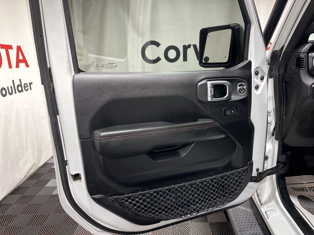 Used 2020 Jeep Wrangler Unlimited Sahara image 19