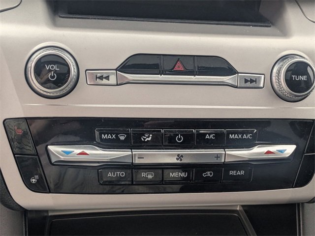 Used 2024 Ford Explorer XLT w/ Equipment Group 202A image 20