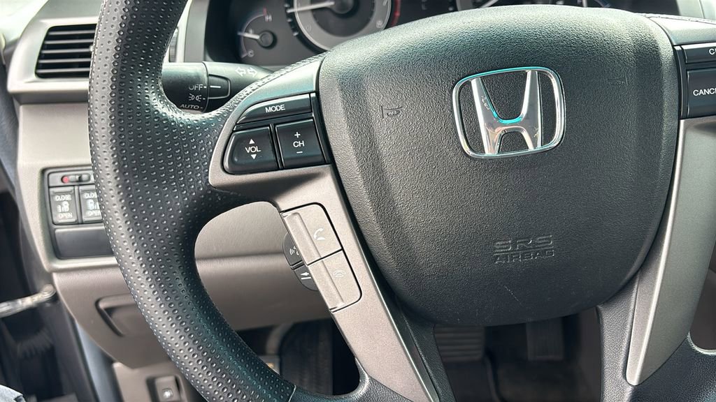 Used 2012 Honda Odyssey EX image 17