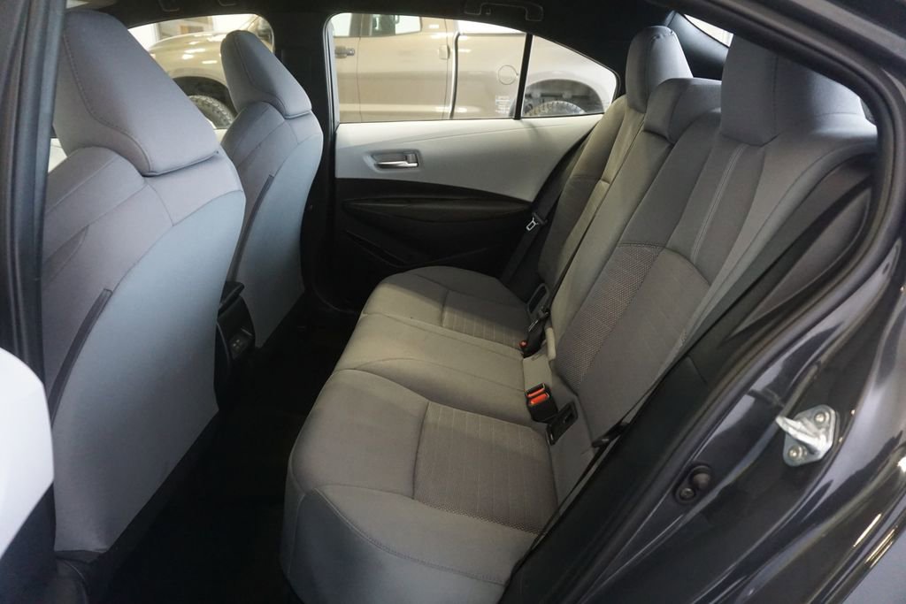 Used 2023 Toyota Corolla SE FWD image 18
