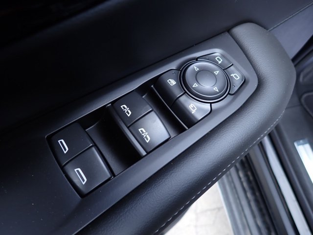New 2026 Chevrolet Suburban LT w/ Comfort Package AWD/4WD image 17