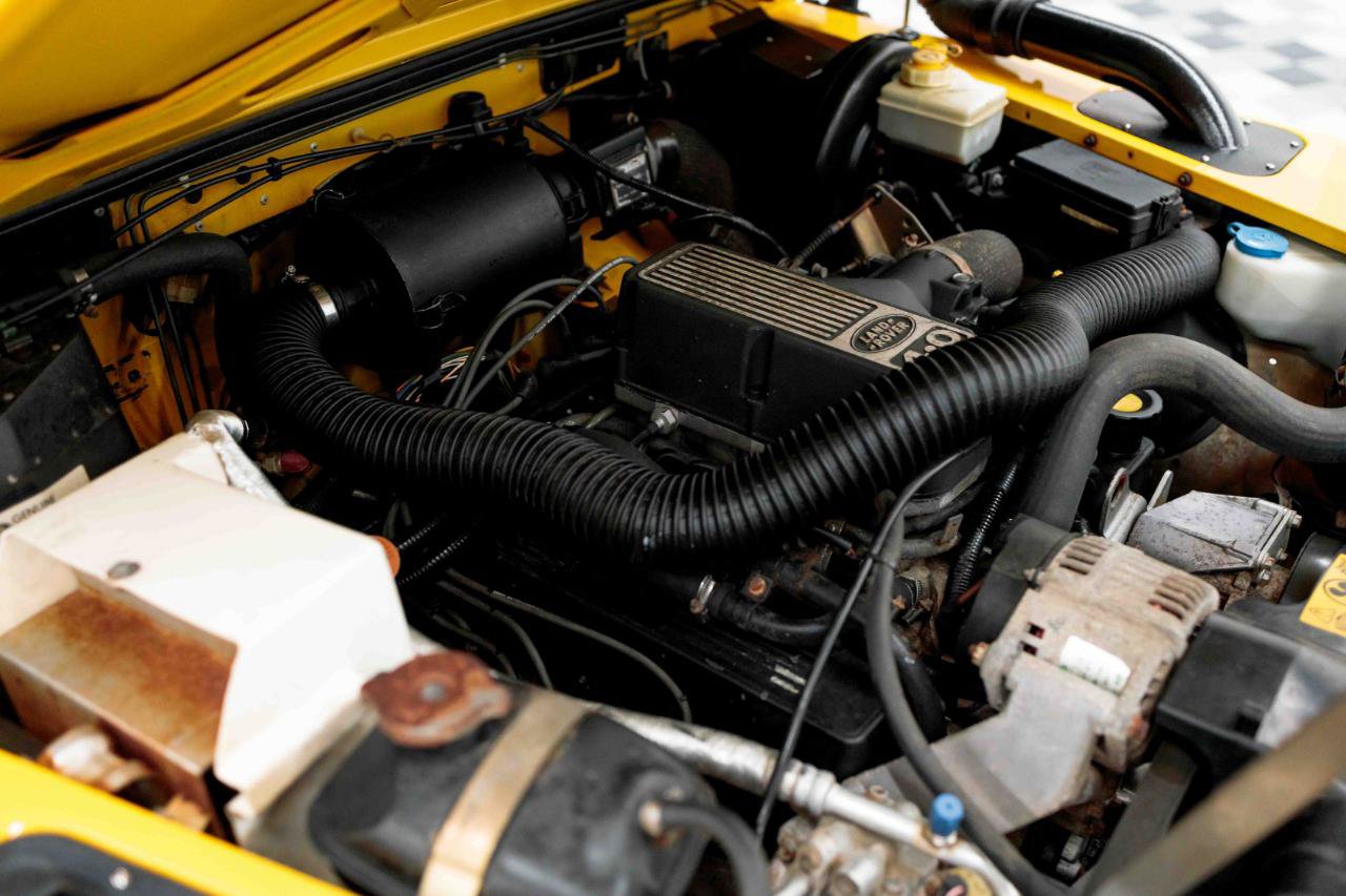 Used 1997 Land Rover Defender 90 AWD/4WD image 76