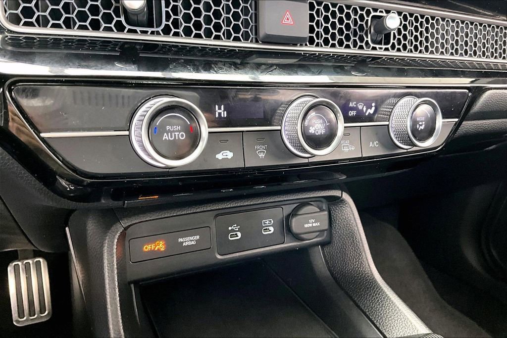 Used 2025 Honda Civic Sport image 31