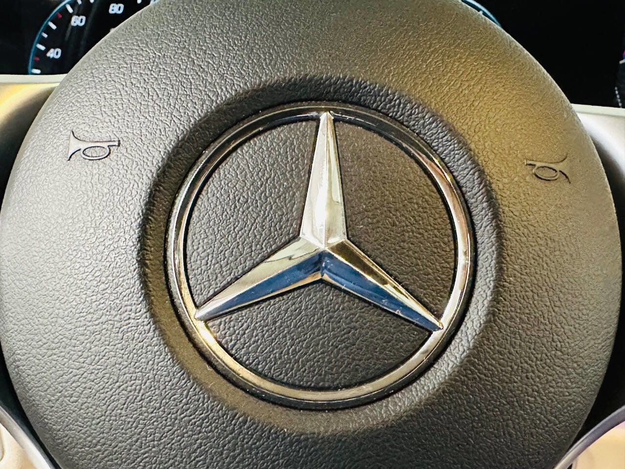 Used 2022 Mercedes-Benz GLE 350 4MATIC image 17