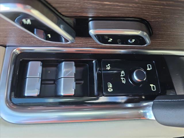 Certified 2023 Land Rover Range Rover SE image 29