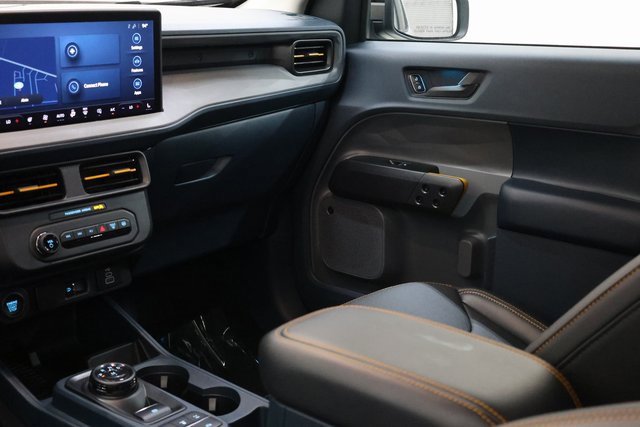 Used 2025 Ford Maverick Tremor image 93