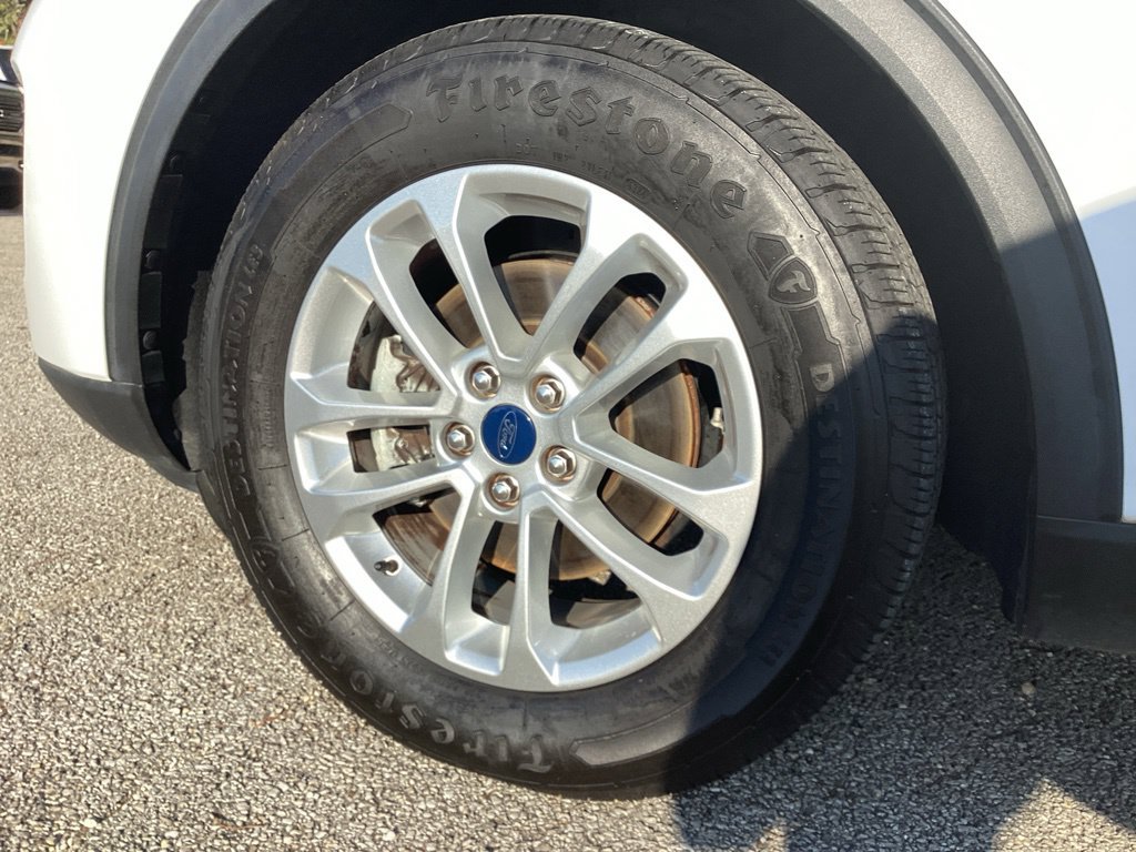 Used 2022 Ford Escape SE w/ Convenience Package FWD image 19
