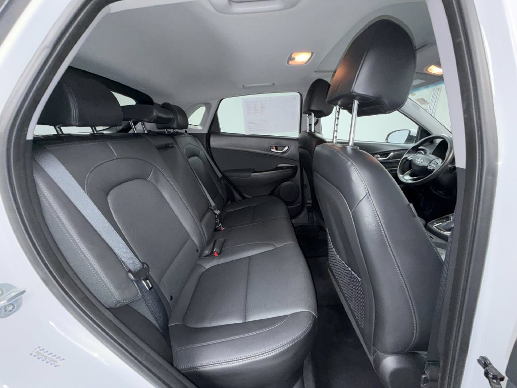 Used 2023 Hyundai Kona Limited AWD/4WD image 20