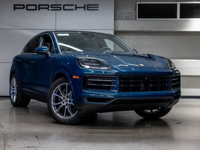Certified 2025 Porsche Cayenne Coupe image 11