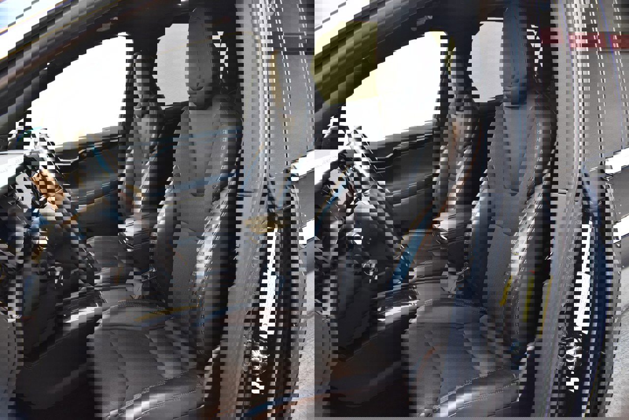 Used 2018 Tesla Model X 75D image 19