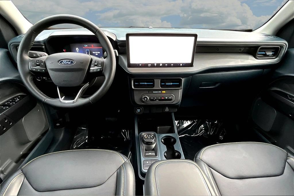 Certified 2025 Ford Maverick Lobo AWD/4WD image 9