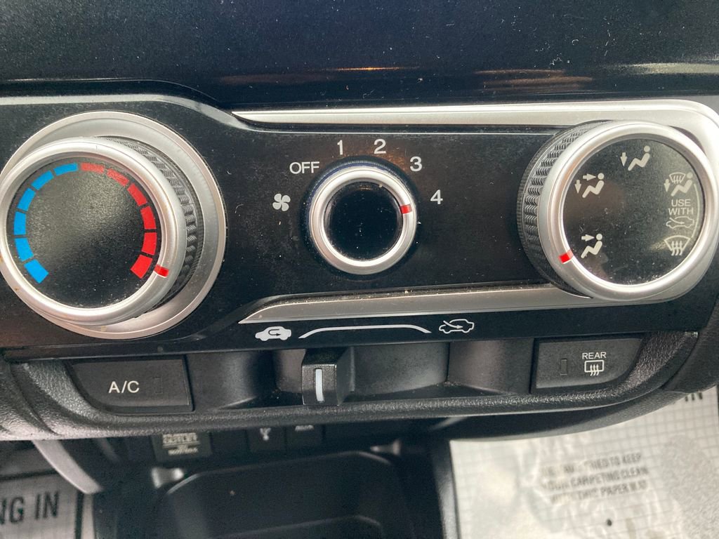 Used 2017 Honda Fit LX image 25