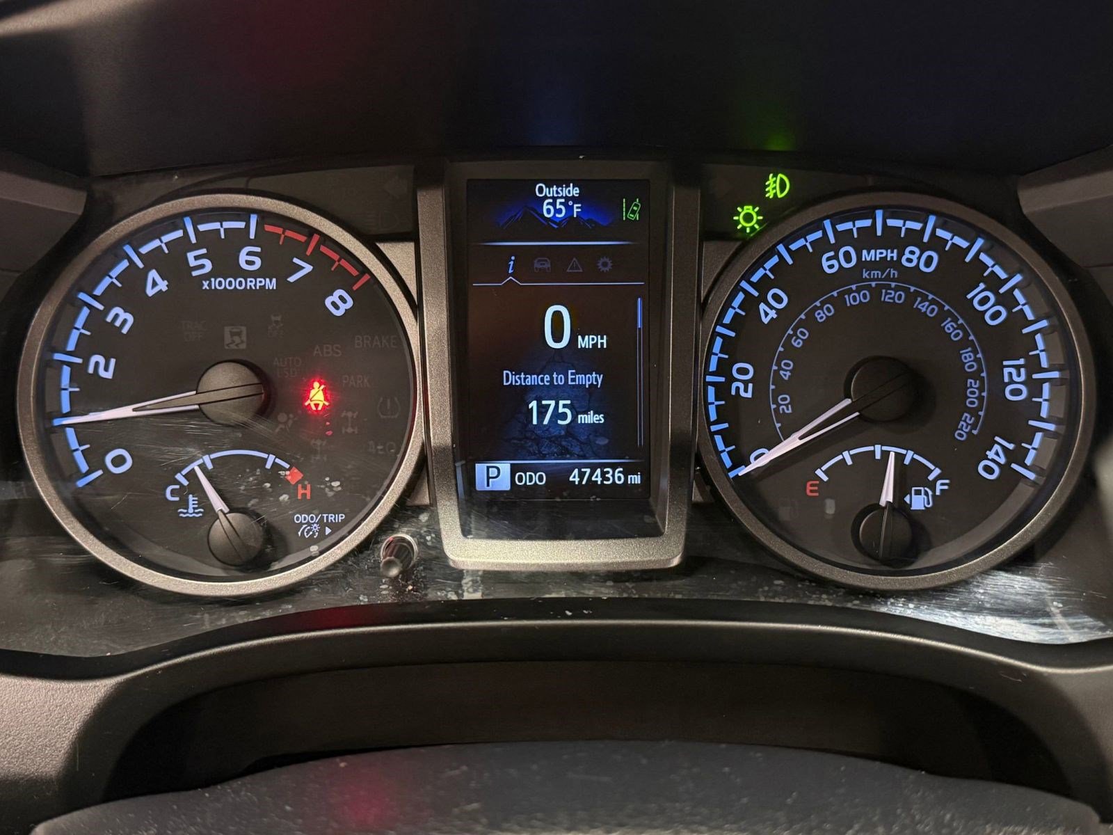 Used 2022 Toyota Tacoma TRD Off-Road w/ Technology Package AWD/4WD image 18