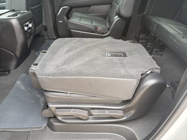 Used 2022 GMC Yukon XL Denali image 39