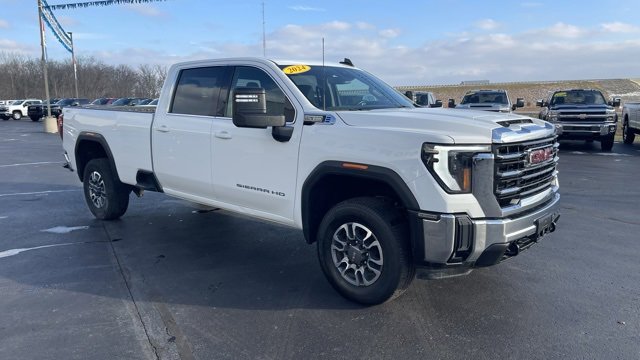 Used 2024 GMC Sierra 3500 SLE w/ SLE Convenience Package image 10
