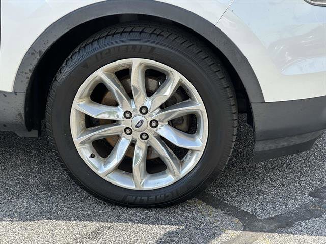Used 2014 Ford Explorer Limited w/ Equipment Group 301A AWD/4WD image 7