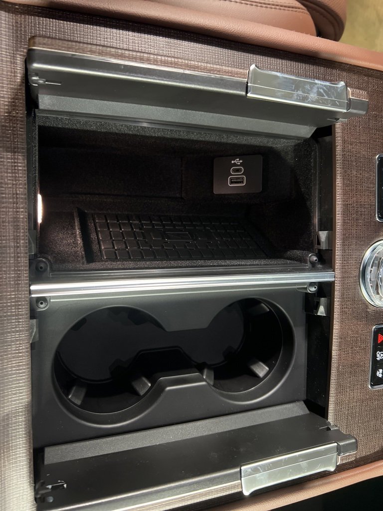 Used 2025 Lincoln Navigator Reserve image 18