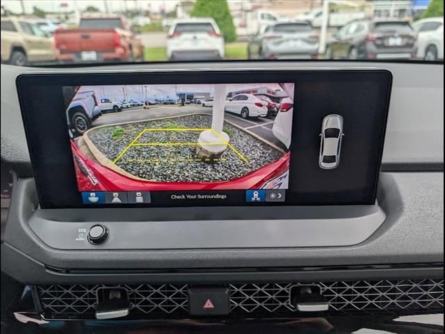 Used 2023 Honda Accord Touring image 11