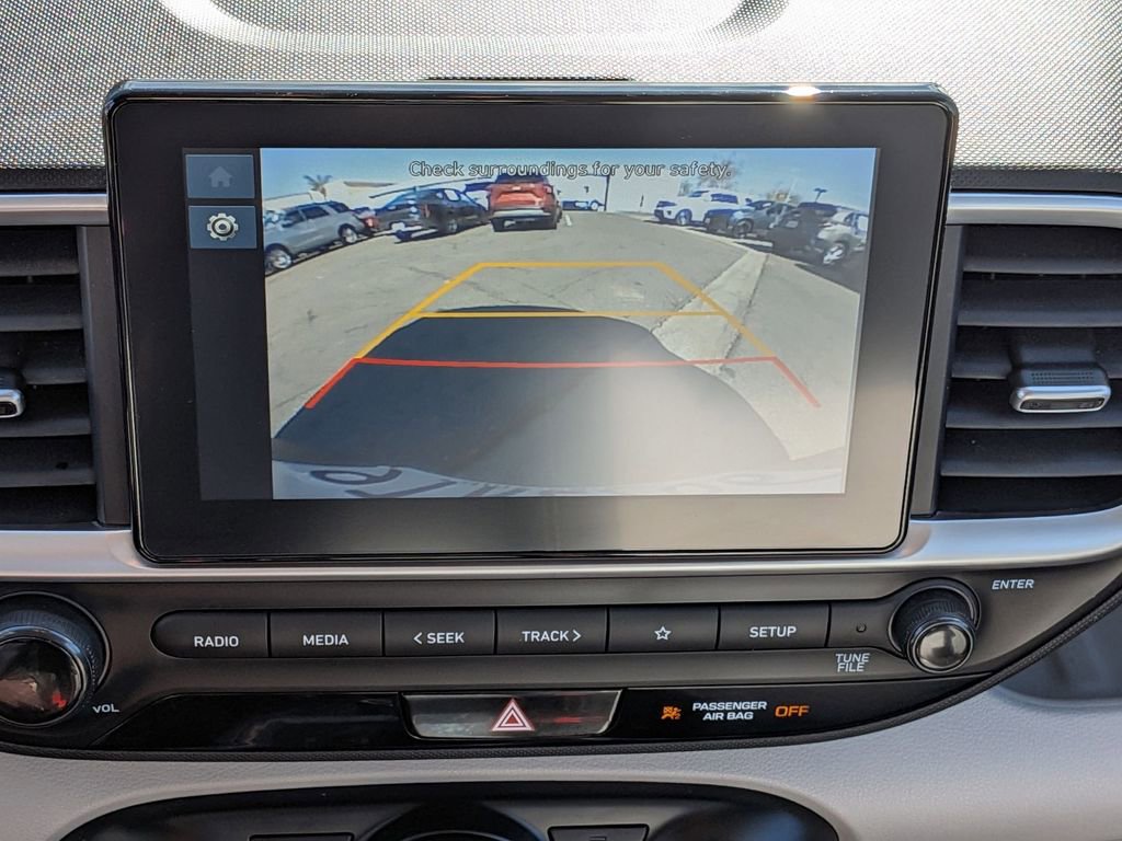 Used 2025 Hyundai Venue SEL image 19