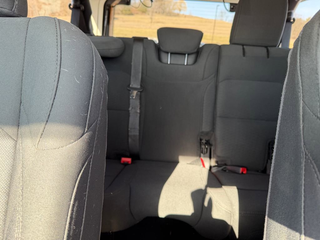 Used 2021 Jeep Wrangler Unlimited Sport AWD/4WD image 19
