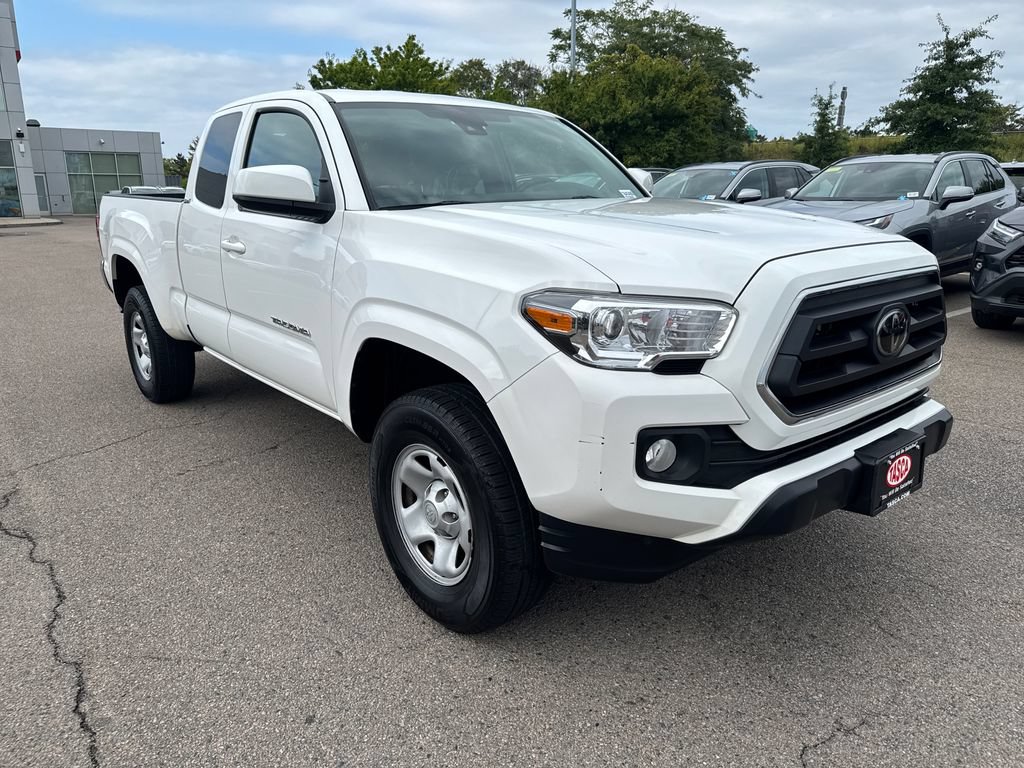 Used 2022 Toyota Tacoma SR5 RWD image 10