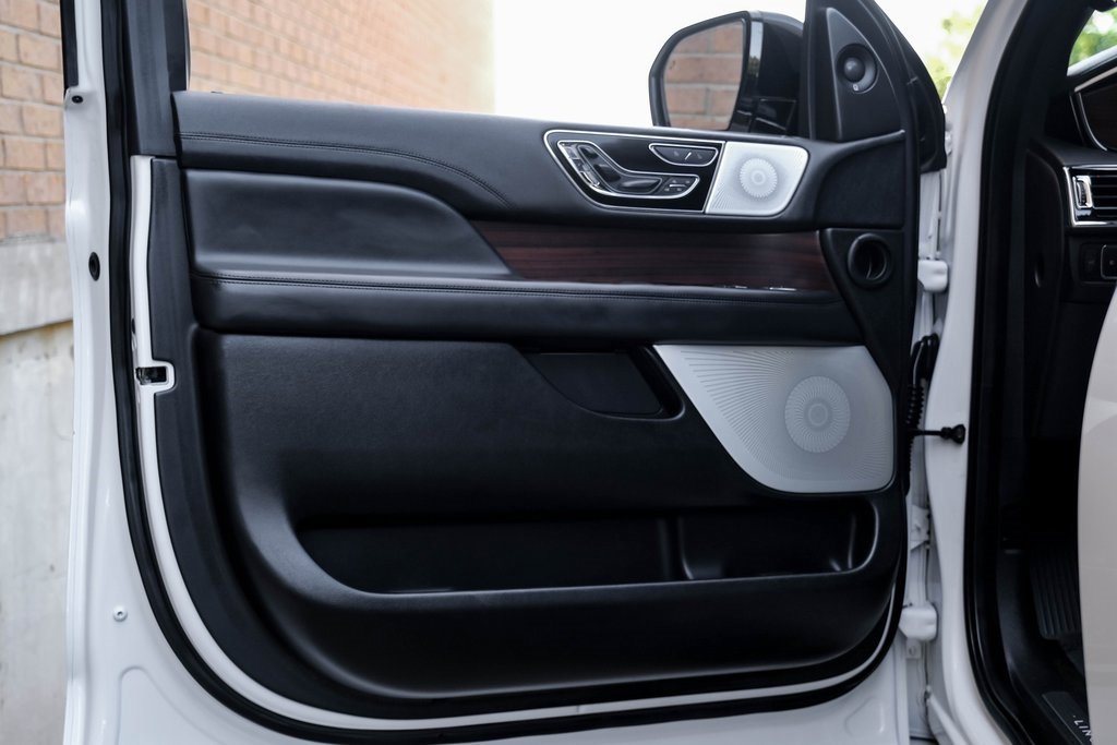 Used 2023 Lincoln Navigator L Reserve image 54