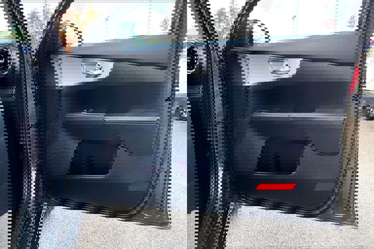 Used 2024 Kia Forte LXS image 22