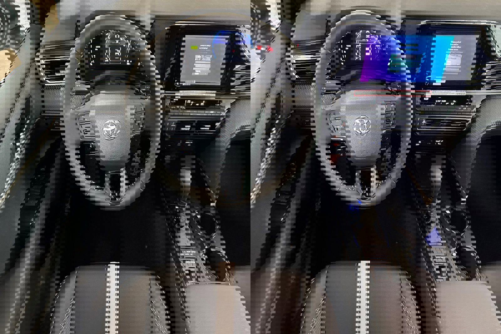 New 2026 Toyota Camry SE FWD image 16