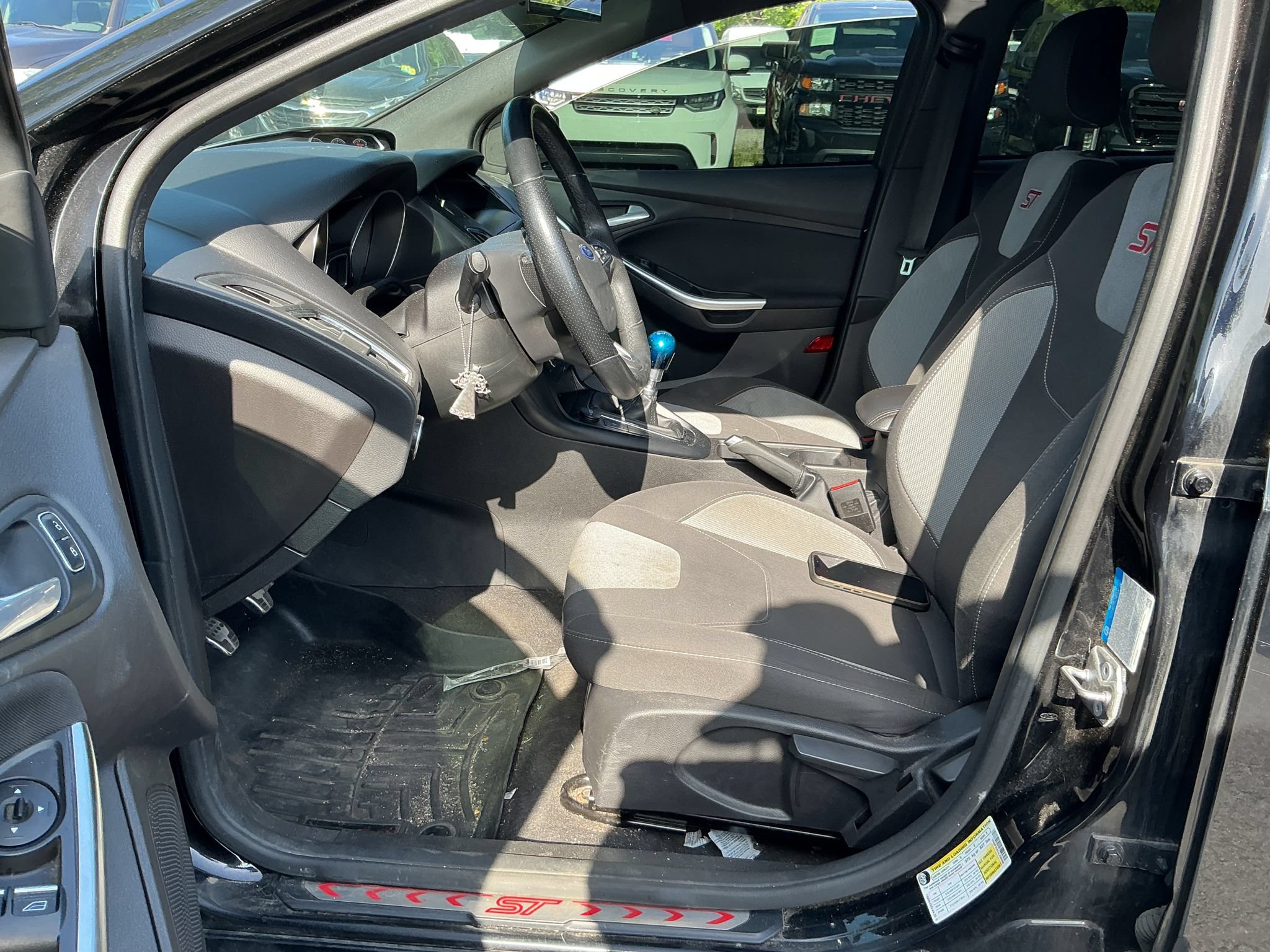 Used 2018 Ford Focus ST FWD image 5
