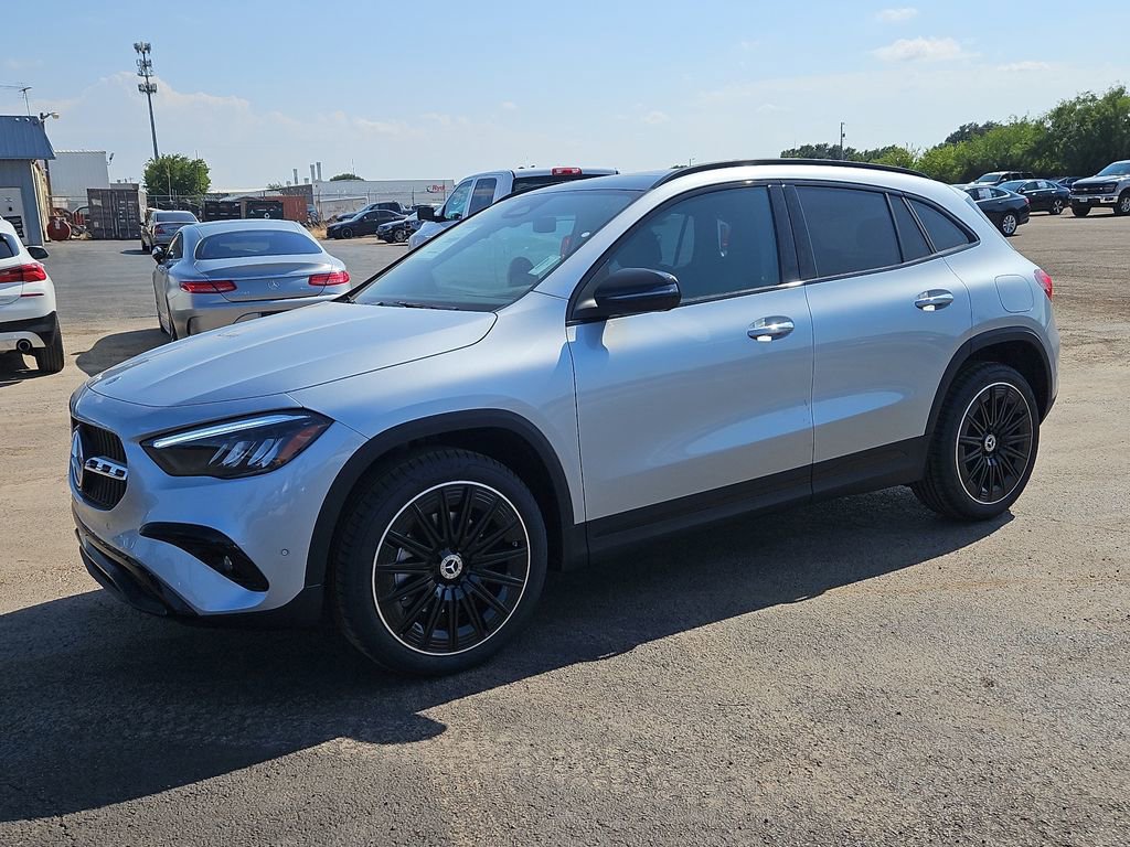 New 2026 Mercedes-Benz GLA 250 image 2
