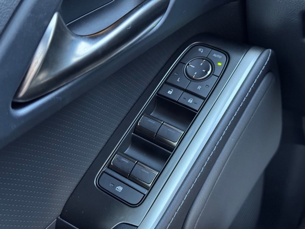 Used 2025 Lexus GX 550 image 29