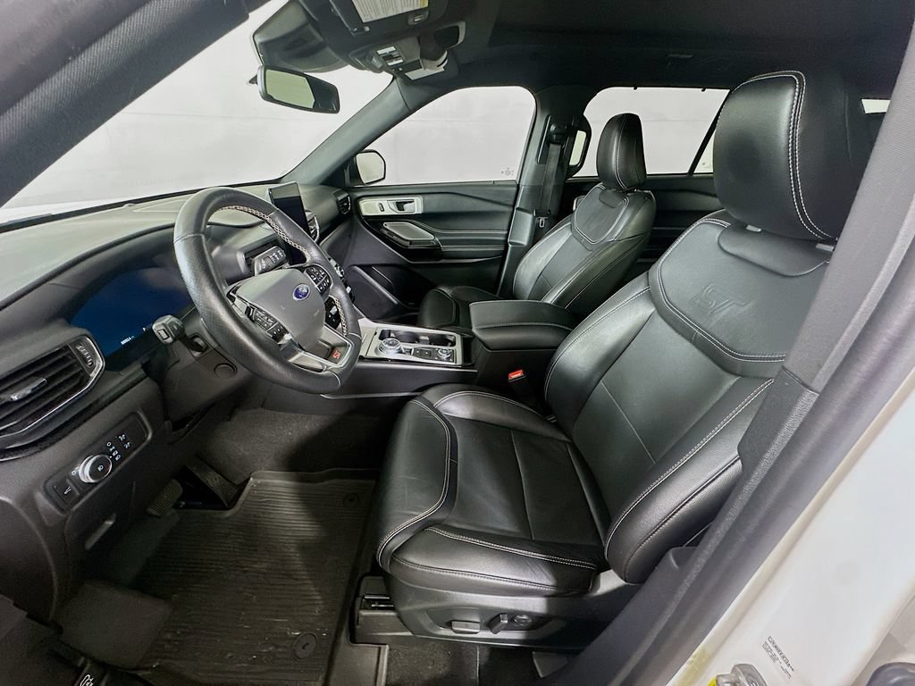 Used 2022 Ford Explorer ST w/ Equipment Group 401A AWD/4WD image 16