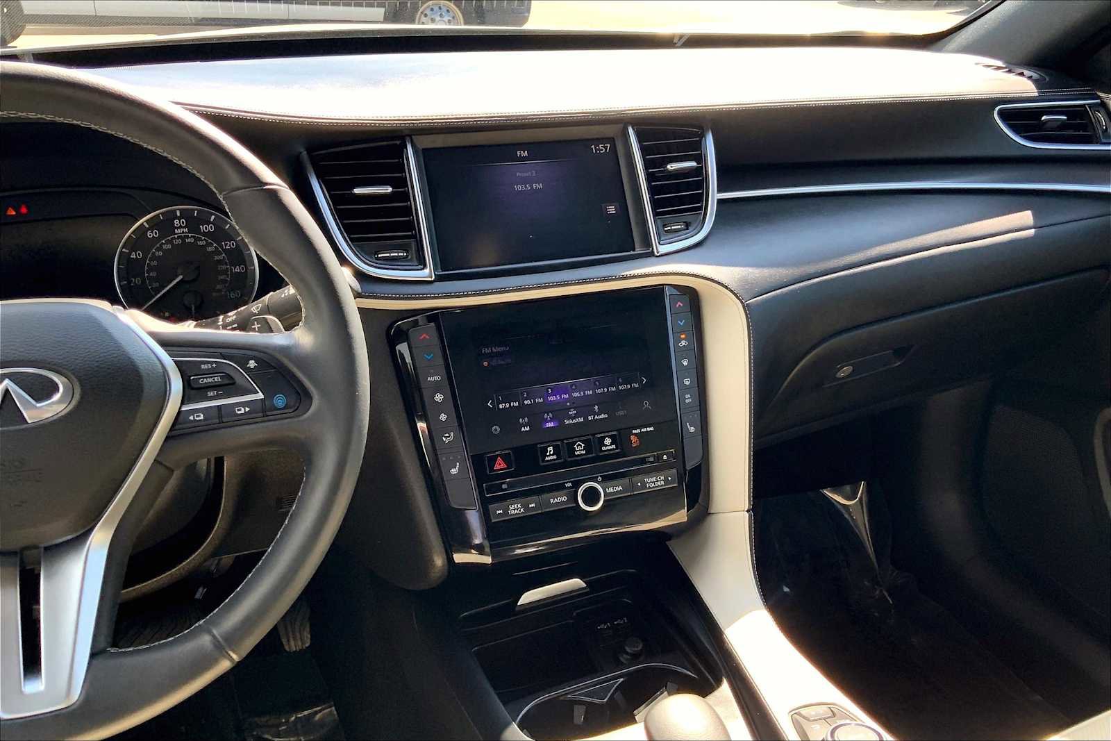 Used 2023 INFINITI QX55 Luxe w/ Cargo Package image 6