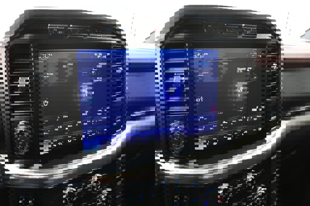 Used 2023 Ford F150 Lariat image 28