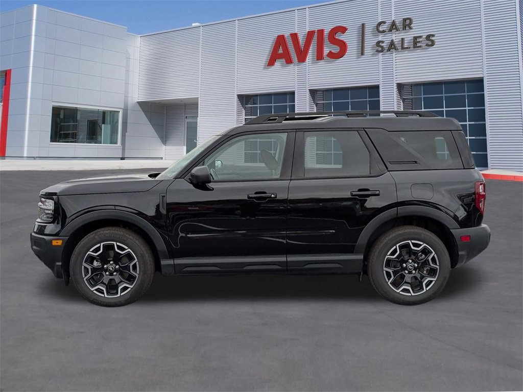 Used 2025 Ford Bronco Sport Outer Banks image 2