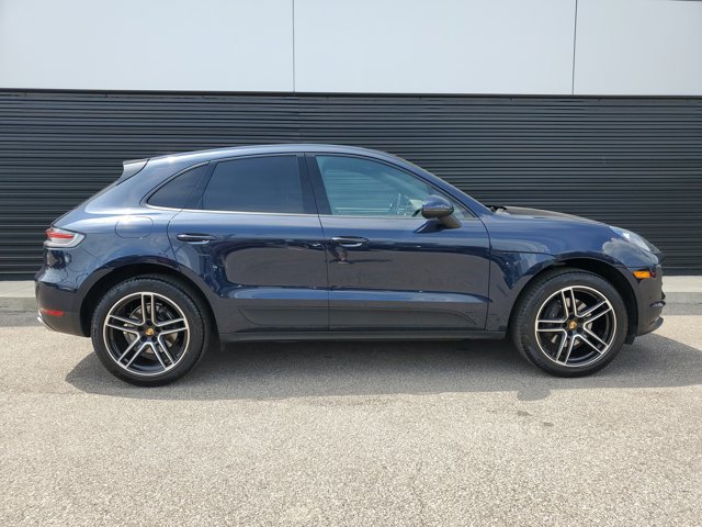 Certified 2020 Porsche Macan AWD/4WD image 8