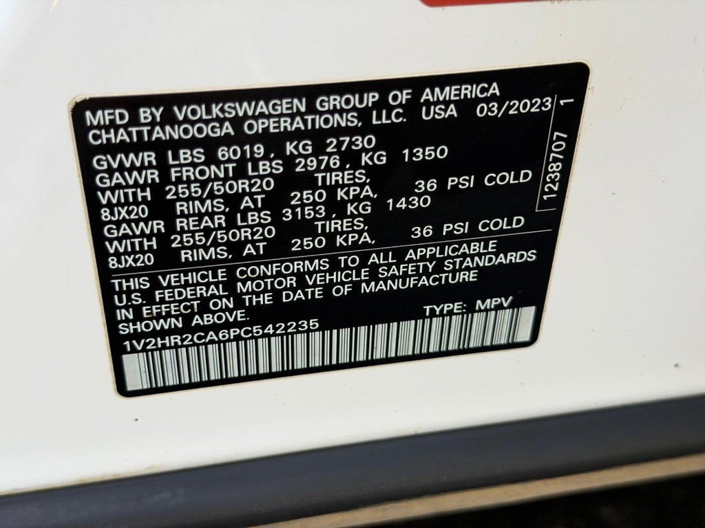 Used 2023 Volkswagen Atlas SE AWD/4WD image 25