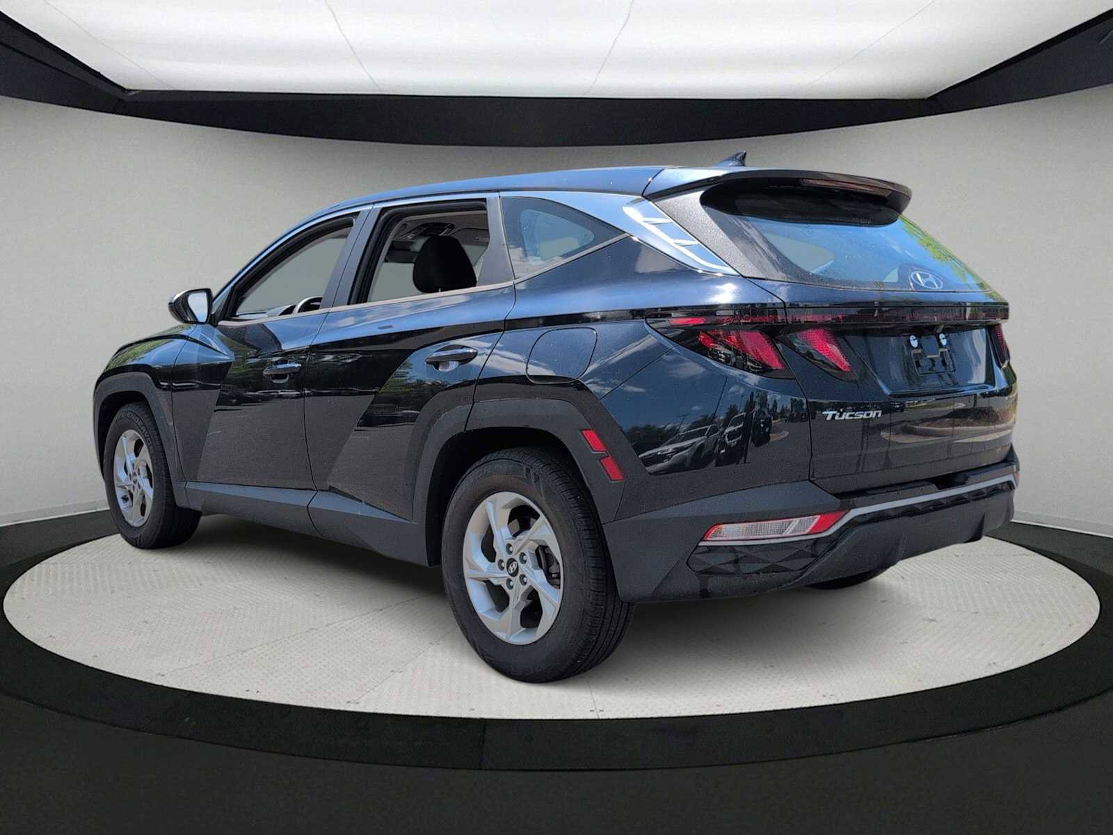 Used 2022 Hyundai Tucson SE FWD image 6