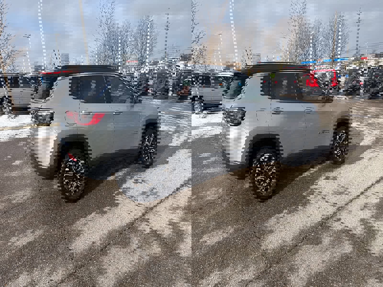 Certified 2023 Jeep Compass Limited image 11