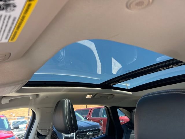 Certified 2020 Ford Escape Titanium AWD/4WD image 21