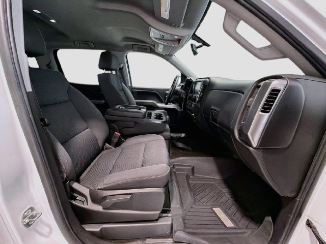 Used 2017 Chevrolet Silverado 1500 LT w/ All Star Edition AWD/4WD image 19