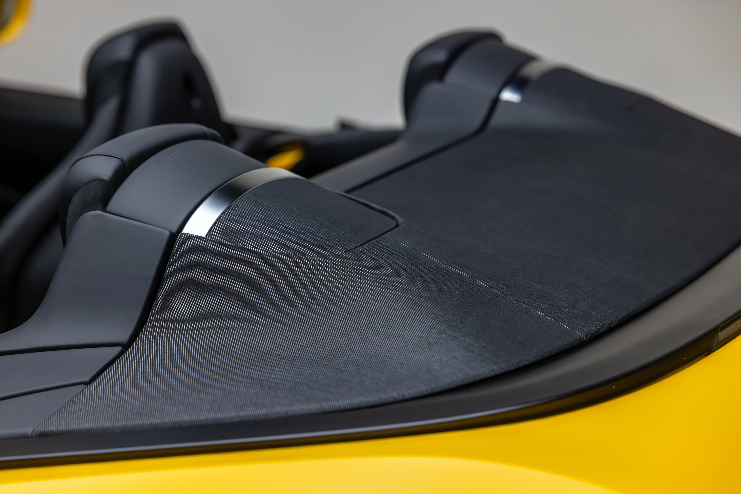 Certified 2025 Ferrari Roma Spider image 43