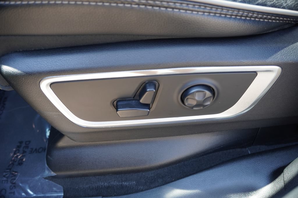 Certified 2019 RAM 1500 Laramie w/ Sport Appearance Package AWD/4WD image 22