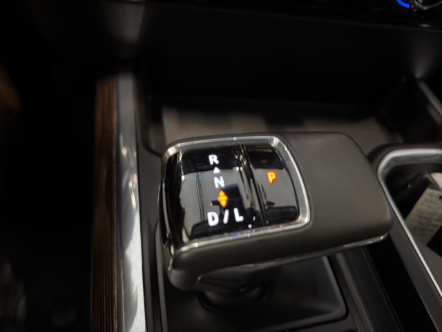 Used 2024 GMC Sierra 1500 Elevation w/ Preferred Package image 27