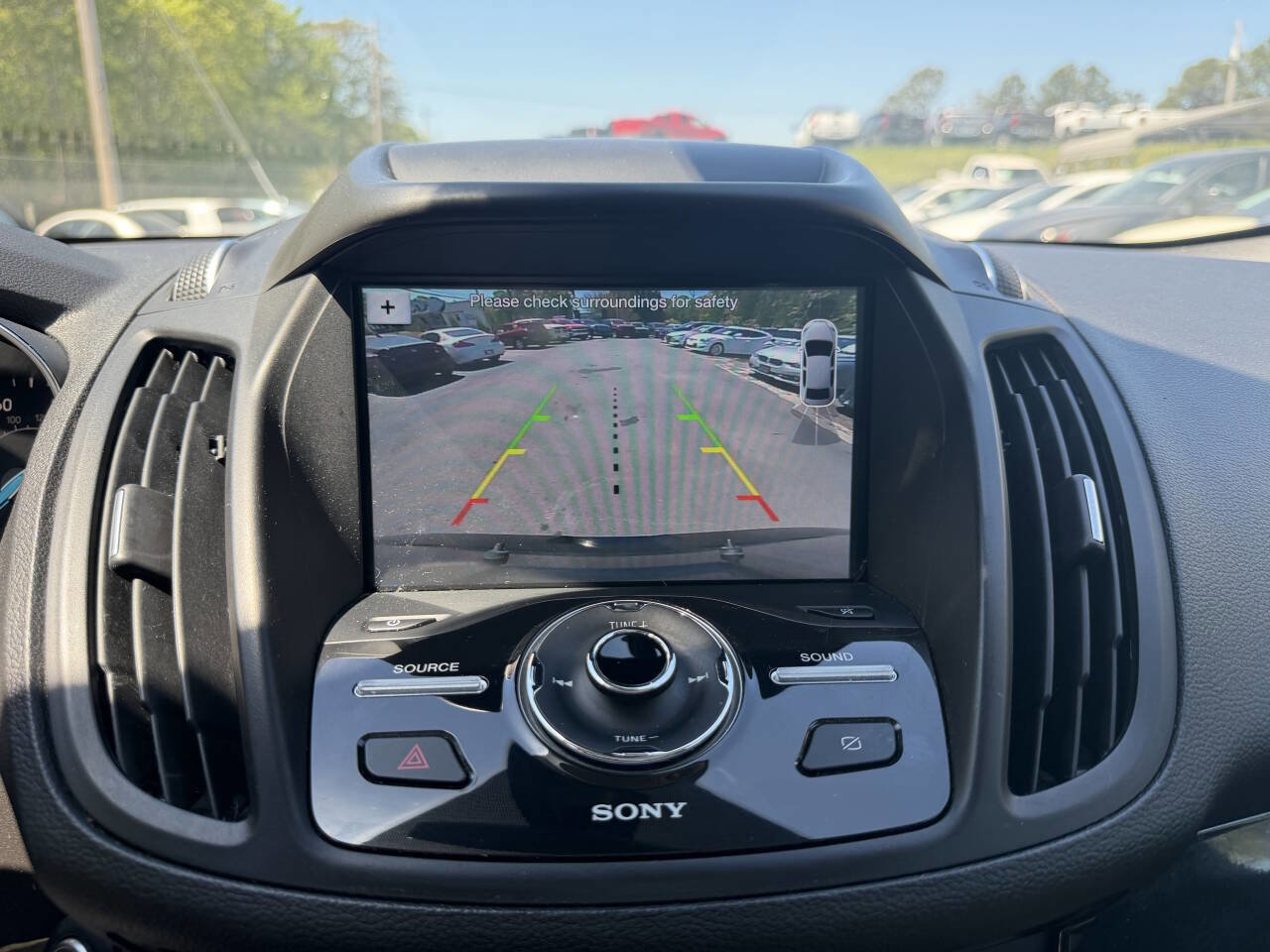 Used 2019 Ford Escape Titanium image 21