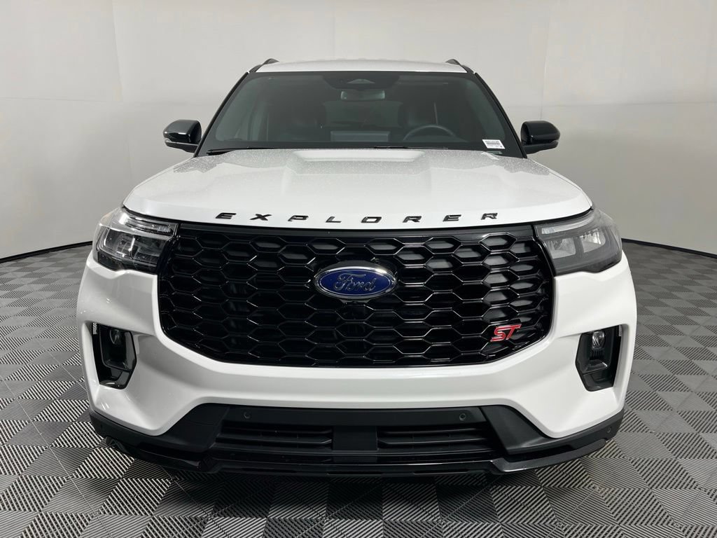 Used 2025 Ford Explorer ST AWD/4WD image 17